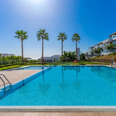 Modern 3 Bedroom With Sea Views Apartament *