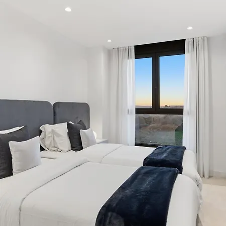 Modern 3 Bedroom With Sea Views Appartement *